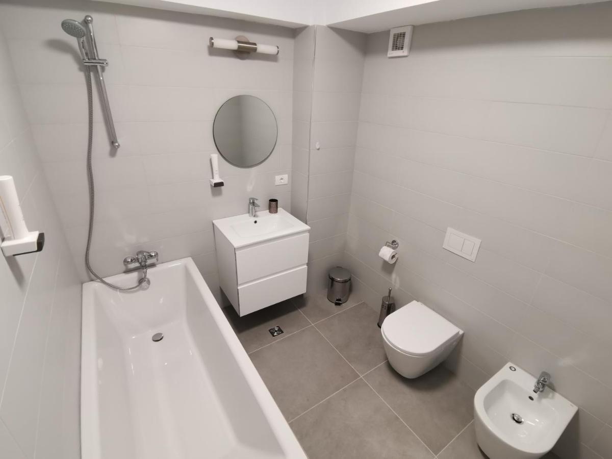 City Center Accomodation - 101 Resita Zewnętrze zdjęcie
